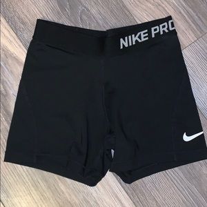 Black Nike Pro Shorts✨